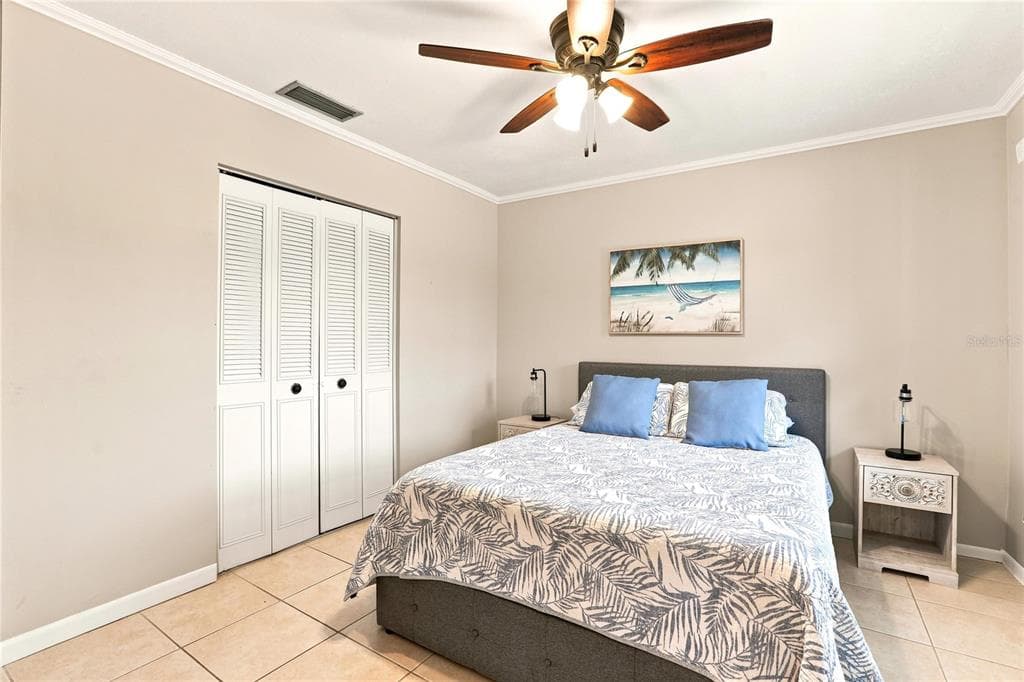 2198 HUTT COURT photo 20