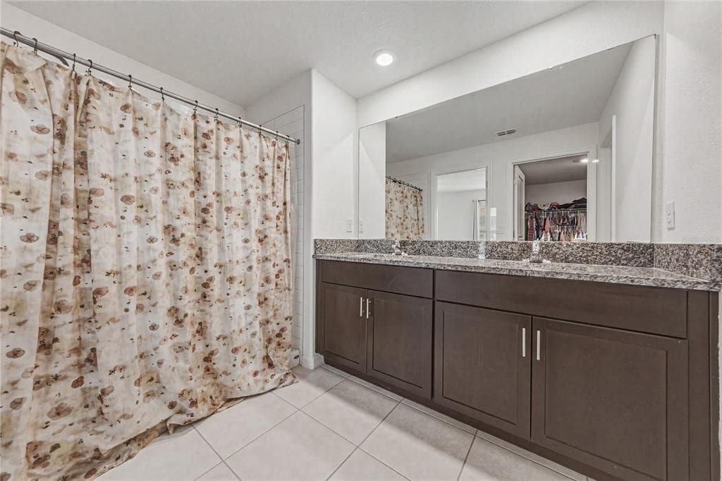 4334 TROTTERS WAY photo 19