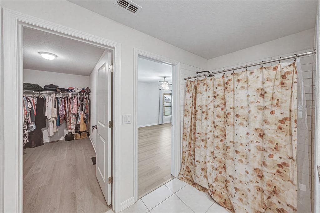4334 TROTTERS WAY photo 21
