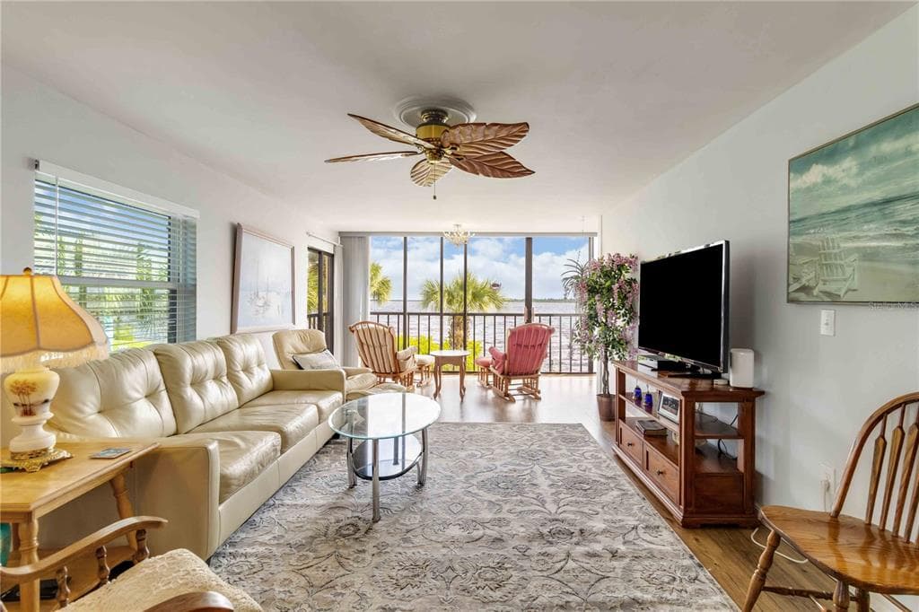 14459 RIVER BEACH DRIVE 125 photo 7