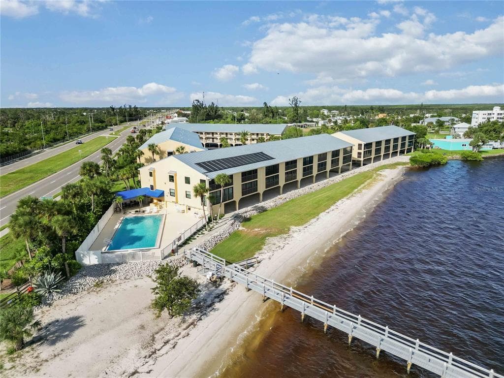 14459 RIVER BEACH DRIVE 125 photo 3