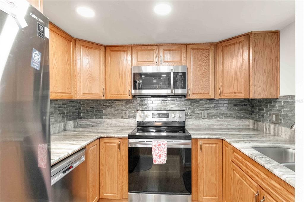 14459 RIVER BEACH DRIVE 125 photo 14