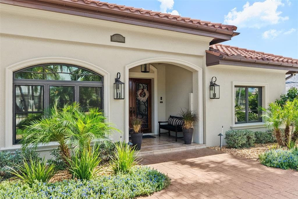 203 HOWARD DRIVE photo 7