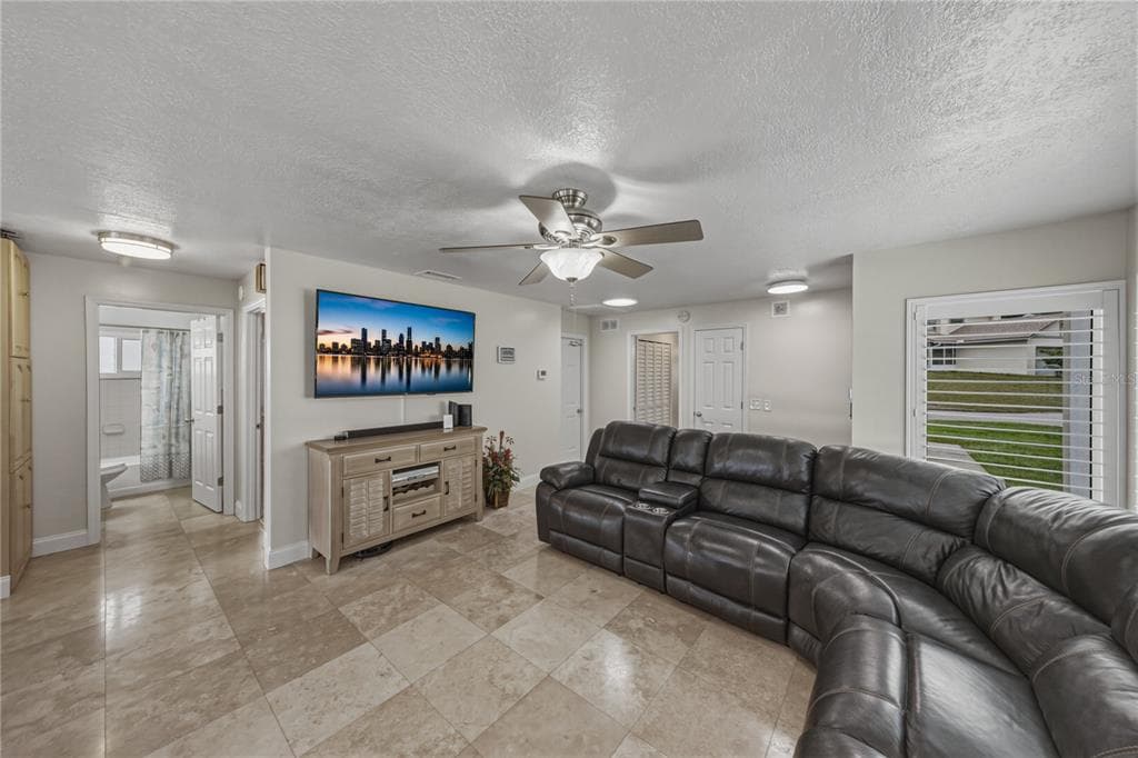 679 LAKE DEXTER CIRCLE photo 14