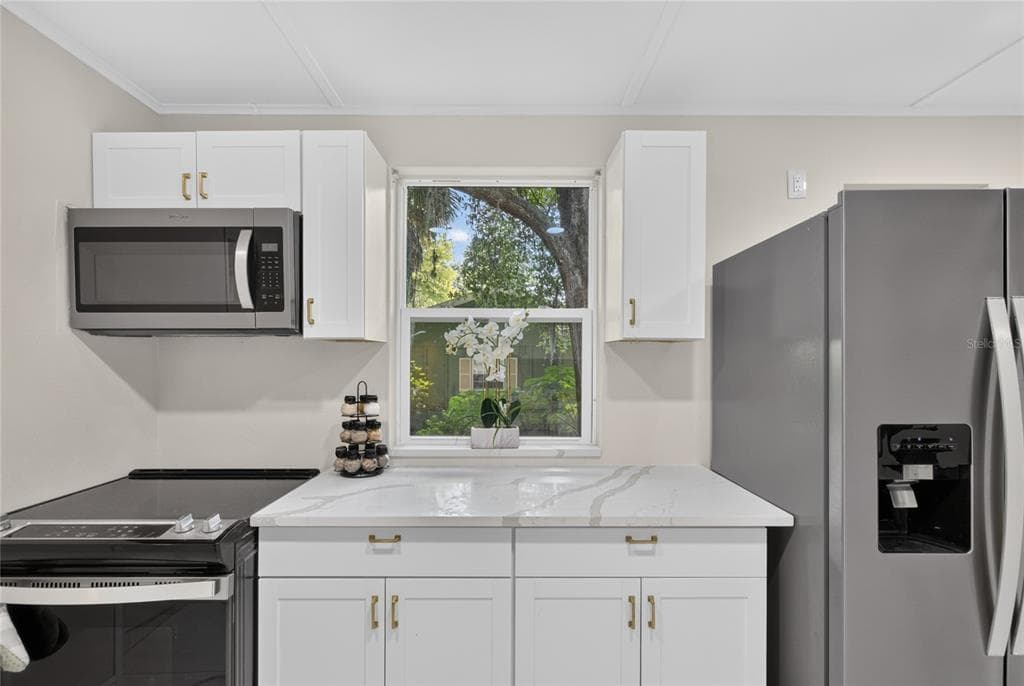 111 2ND STREET photo 15