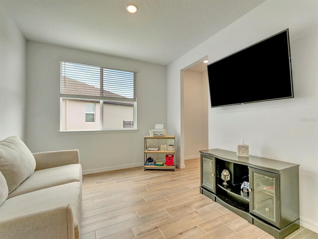 7008 NORRIS LANDING PLACE photo 8