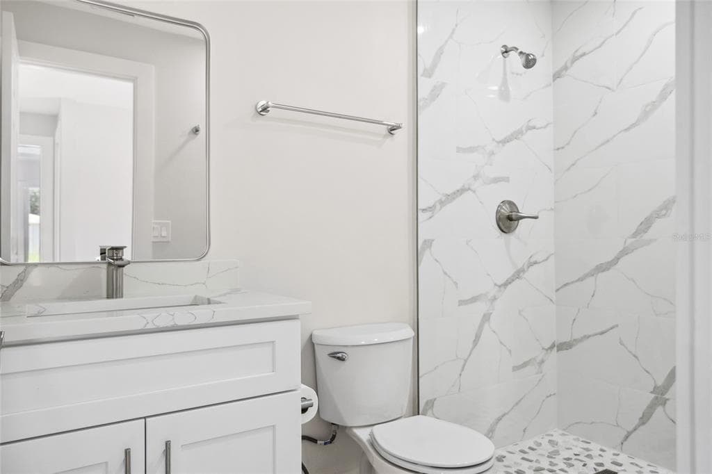 10517 GREENWAY AVENUE photo 21