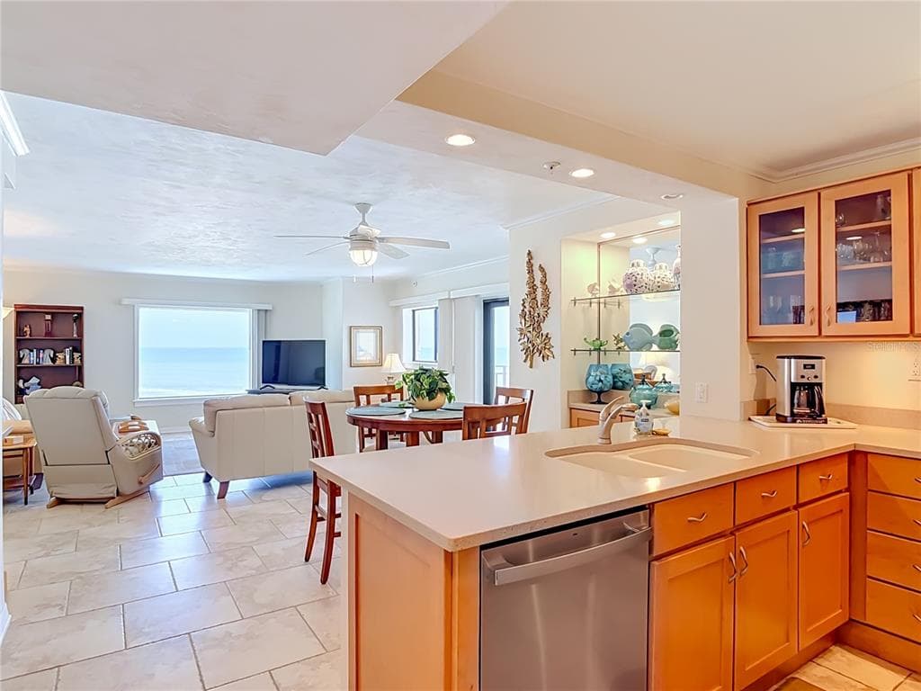 5207 S ATLANTIC AVENUE 422 photo 11