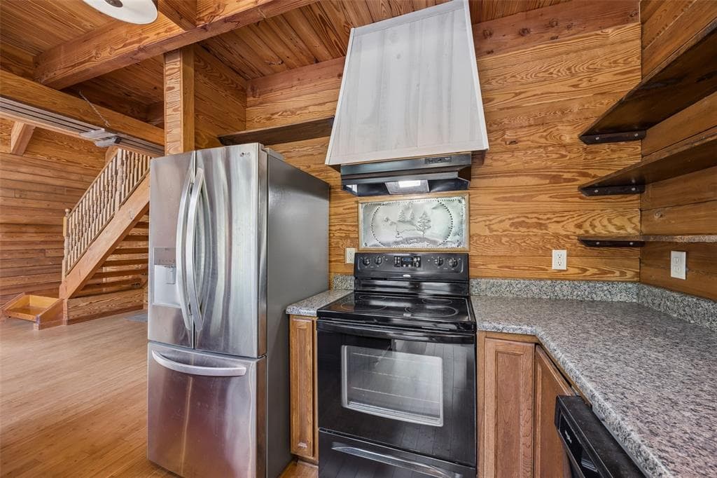 152 PIONEER TRAIL photo 13