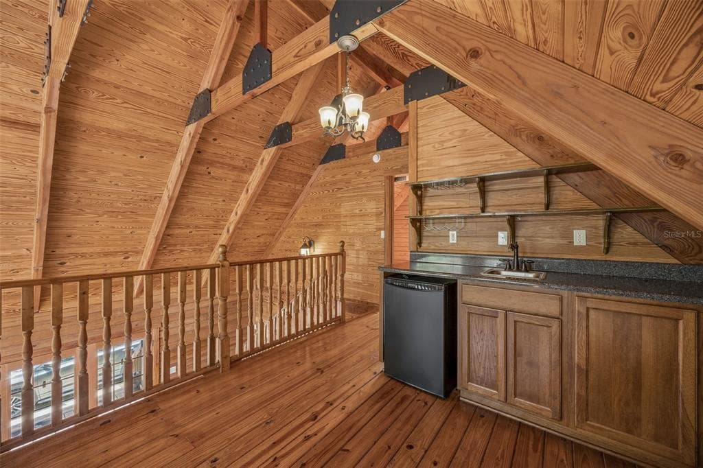 152 PIONEER TRAIL photo 24