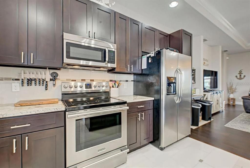 6324 SCORPIO AVENUE photo 4