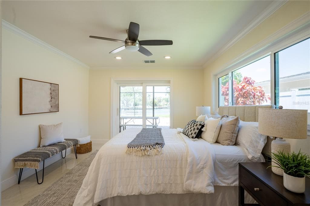 5119 VENETIAN BOULEVARD NE photo 17