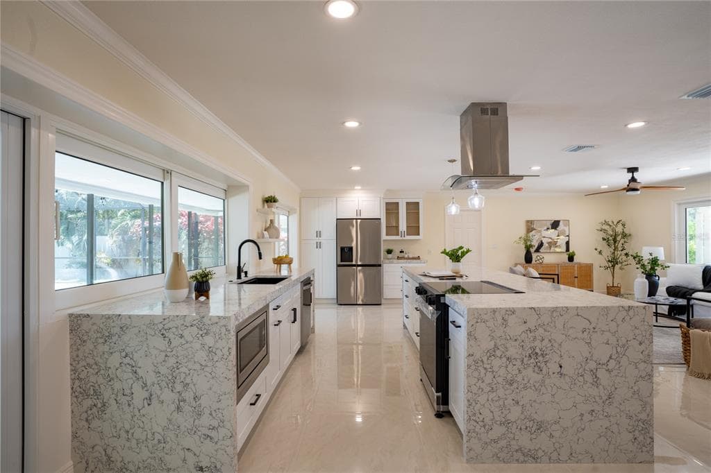 5119 VENETIAN BOULEVARD NE photo 12