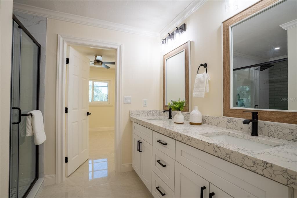 5119 VENETIAN BOULEVARD NE photo 22