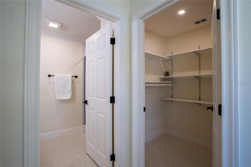 5119 VENETIAN BOULEVARD NE photo 20