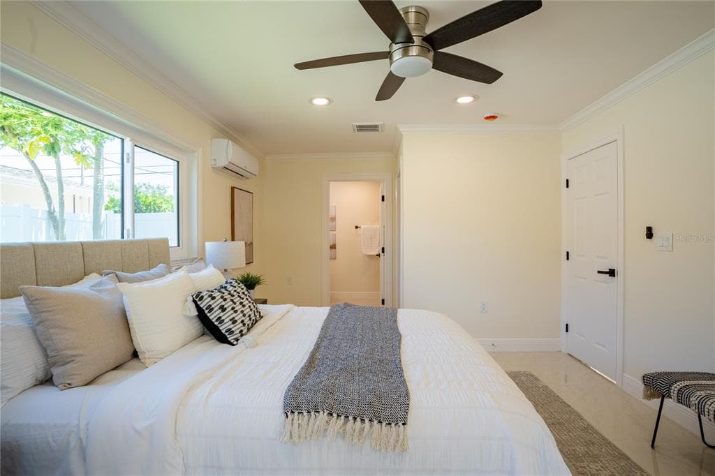 5119 VENETIAN BOULEVARD NE photo 19