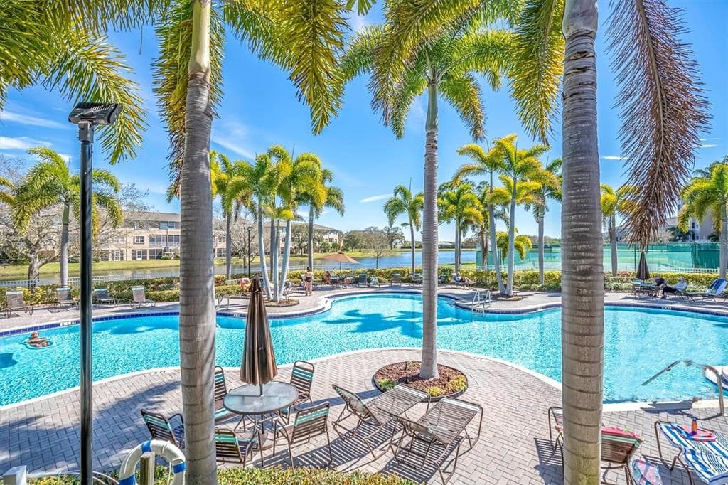 7276 ISLAMORADA CIRCLE photo 2
