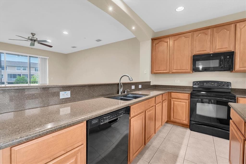 7276 ISLAMORADA CIRCLE photo 7