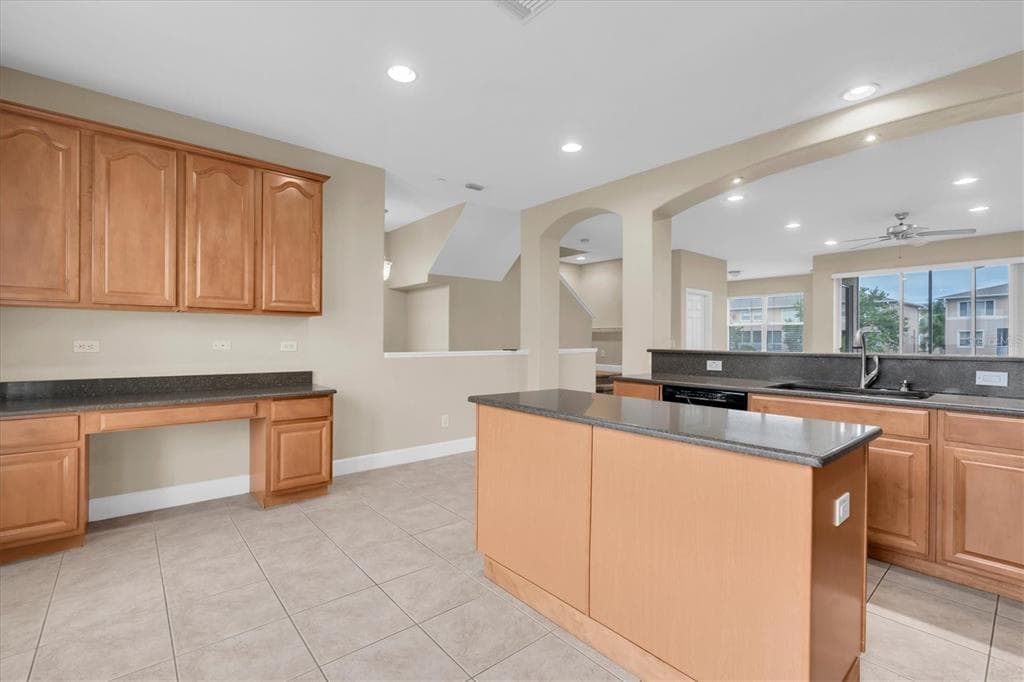 7276 ISLAMORADA CIRCLE photo 9