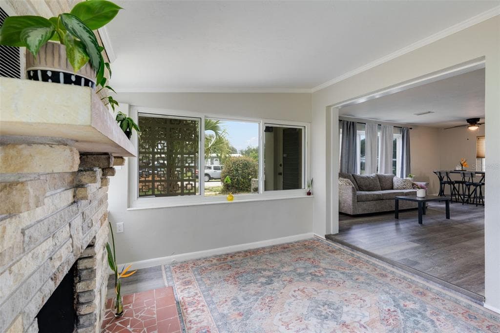3213 NORMANDY DRIVE E photo 6