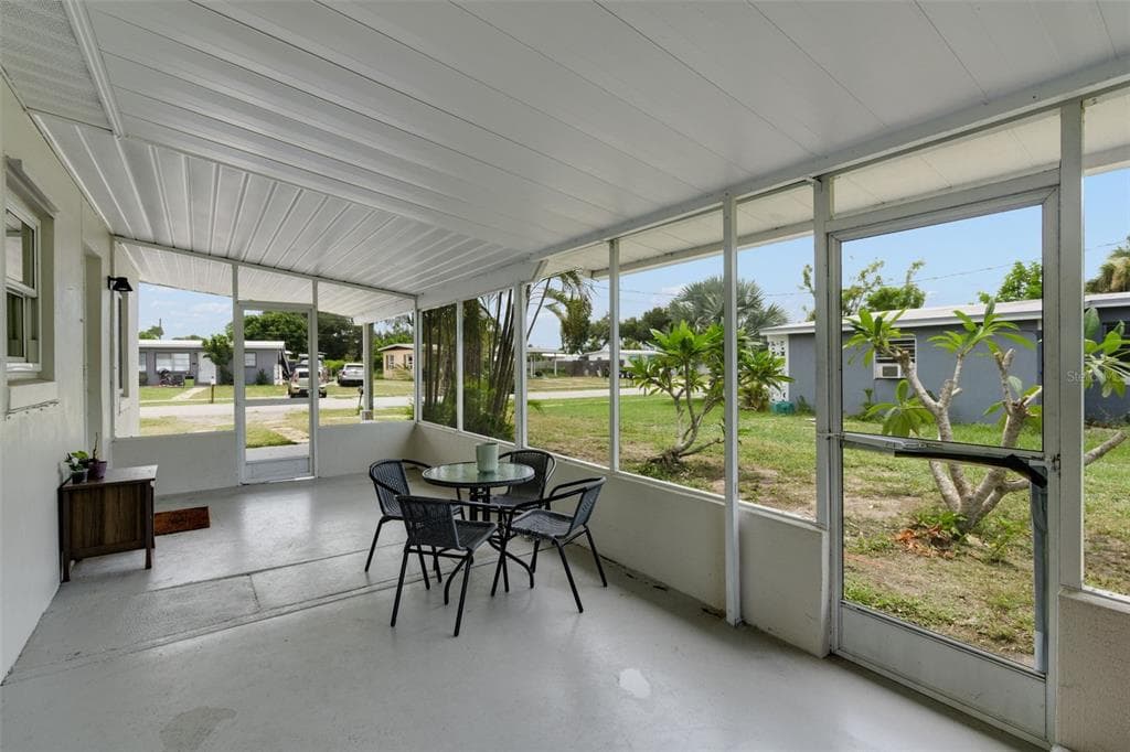 3213 NORMANDY DRIVE E photo 17