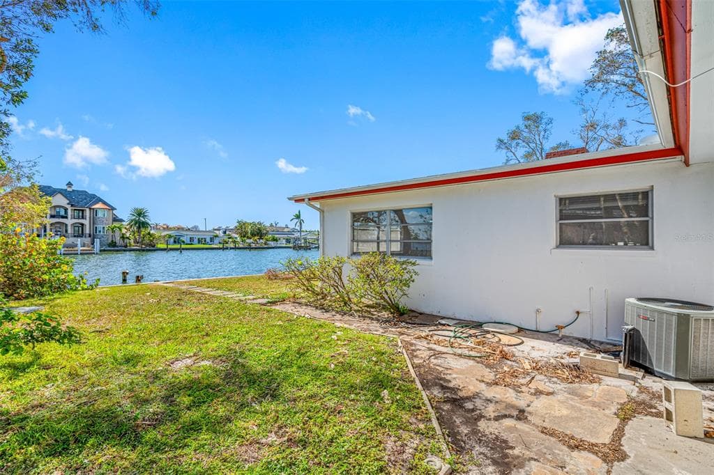 5412 PALI WAY photo 2