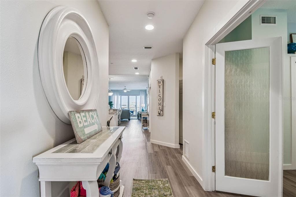 530 S GULFVIEW BOULEVARD 304 photo 2