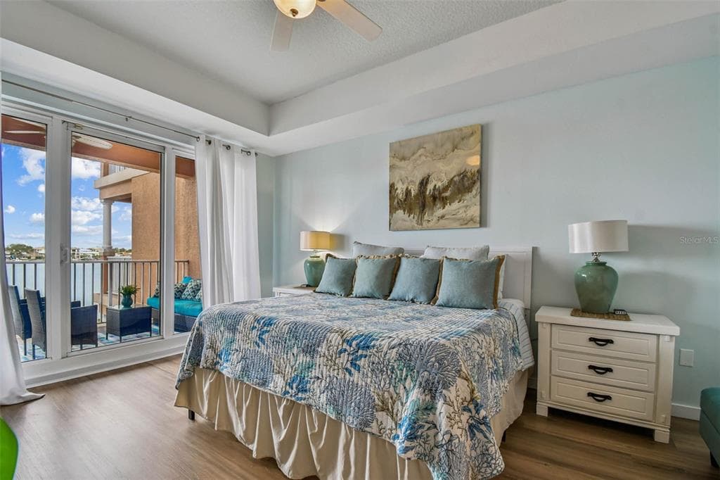 530 S GULFVIEW BOULEVARD 304 photo 14