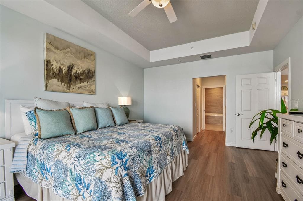 530 S GULFVIEW BOULEVARD 304 photo 15