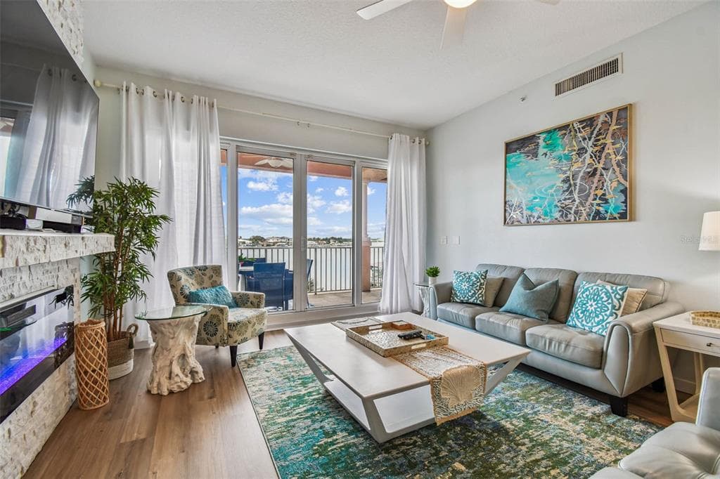 530 S GULFVIEW BOULEVARD 304 photo 11