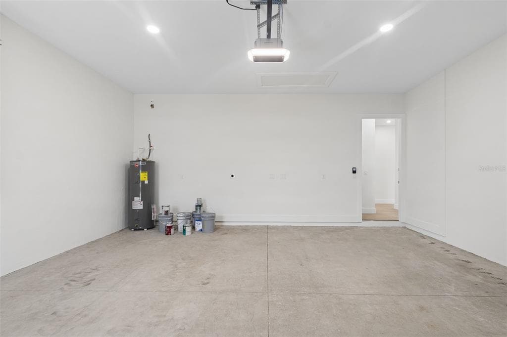 2277 SIMONTON AVENUE photo 16