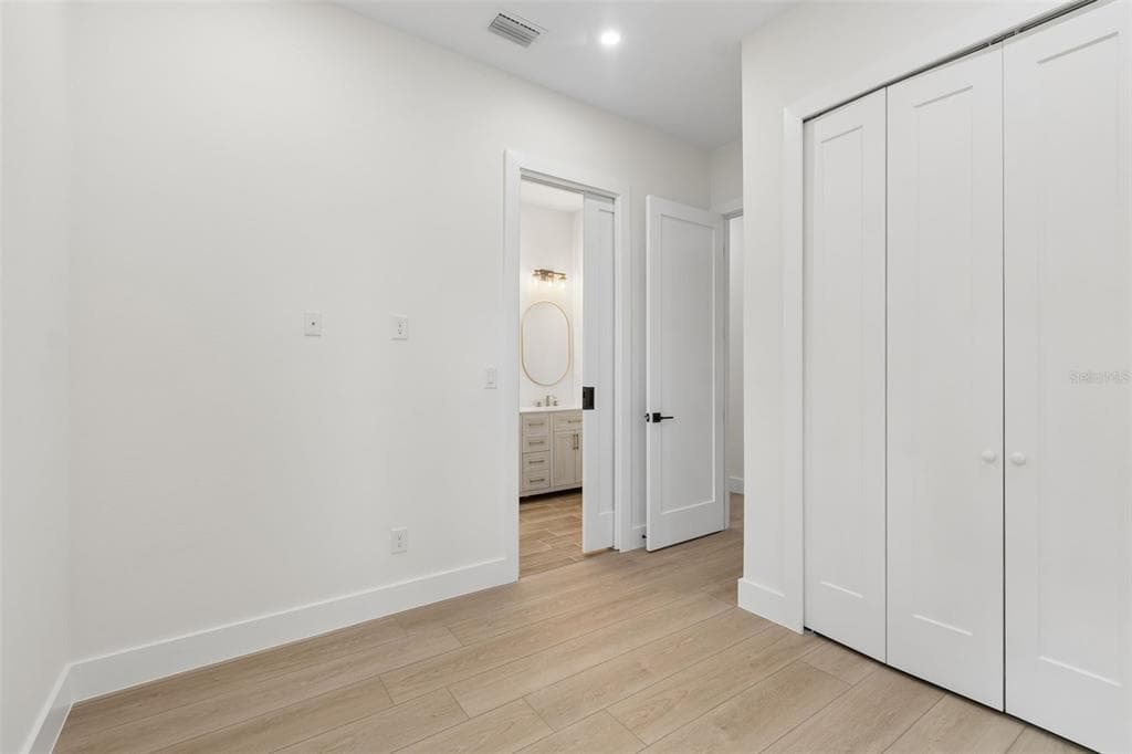 2277 SIMONTON AVENUE photo 25
