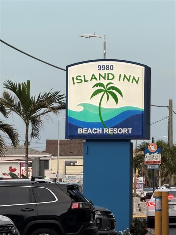 9980 GULF BOULEVARD 317 photo 23