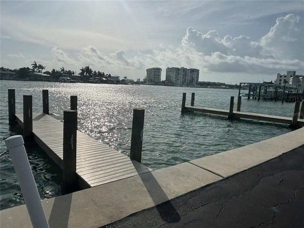 9980 GULF BOULEVARD 317 photo 18
