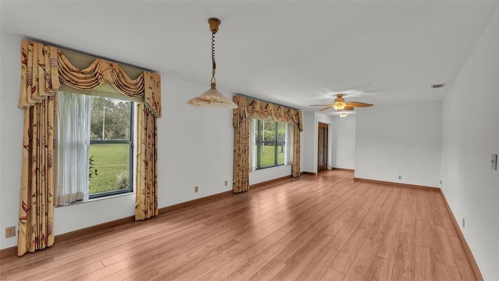 9240 MOORE ROAD photo 16