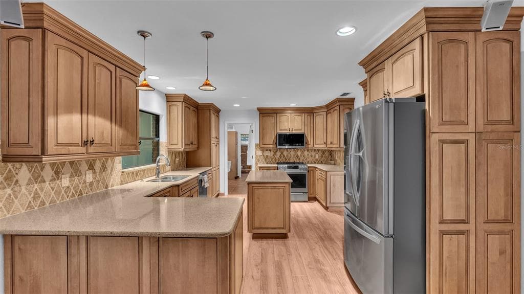 9240 MOORE ROAD photo 20