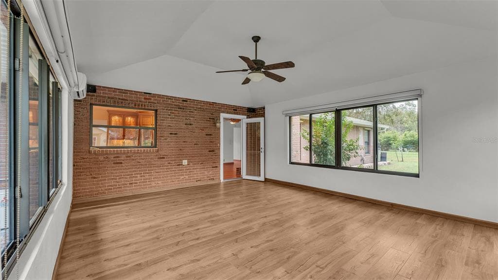 9240 MOORE ROAD photo 14
