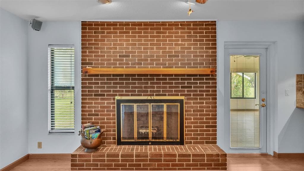 9240 MOORE ROAD photo 18