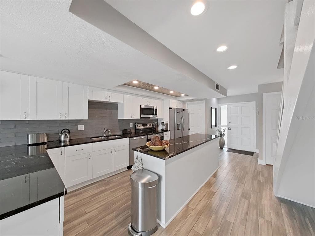 433 S PAULA DRIVE 18 photo 11