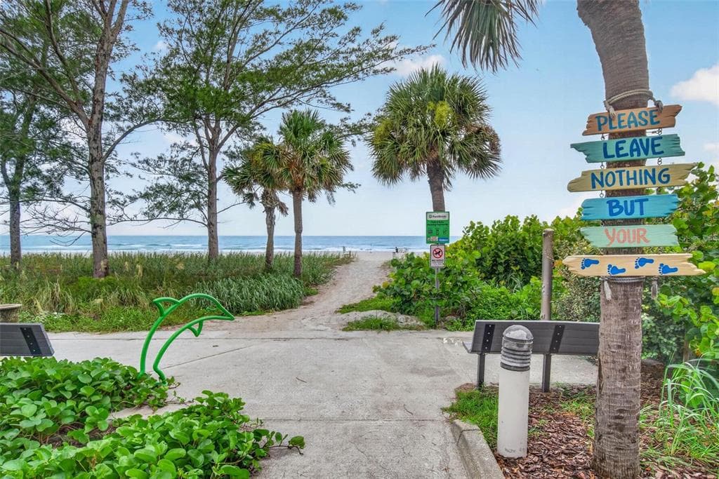 300 BEACH TRAIL 201 photo 2