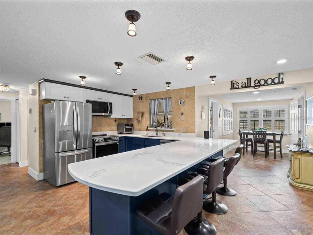 13521 VERONICA DRIVE photo 7