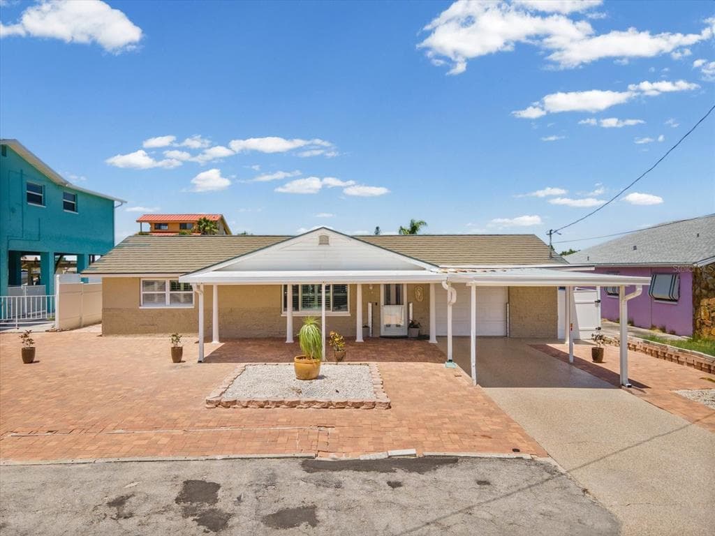 13521 VERONICA DRIVE photo 1