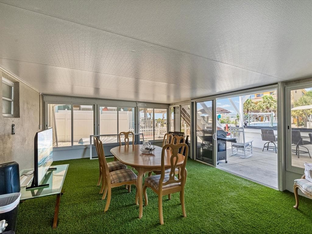 13521 VERONICA DRIVE photo 24