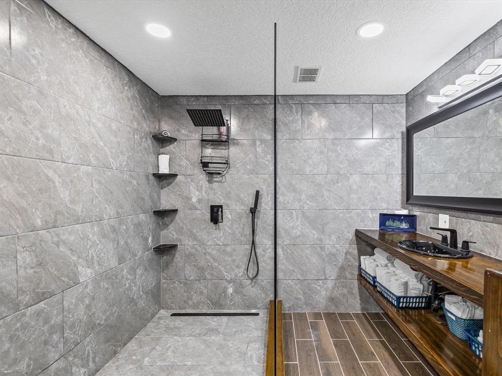 13521 VERONICA DRIVE photo 14
