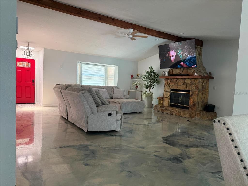325 GULFPORT LANE photo 4