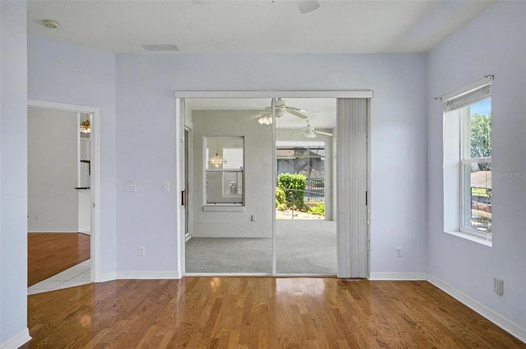 40 COLUMBIA LANE photo 22