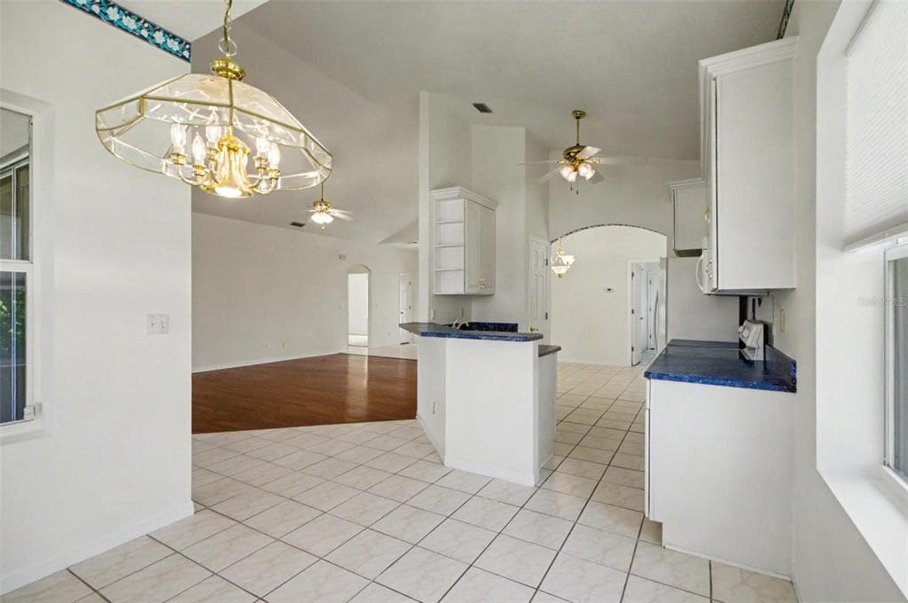 40 COLUMBIA LANE photo 7