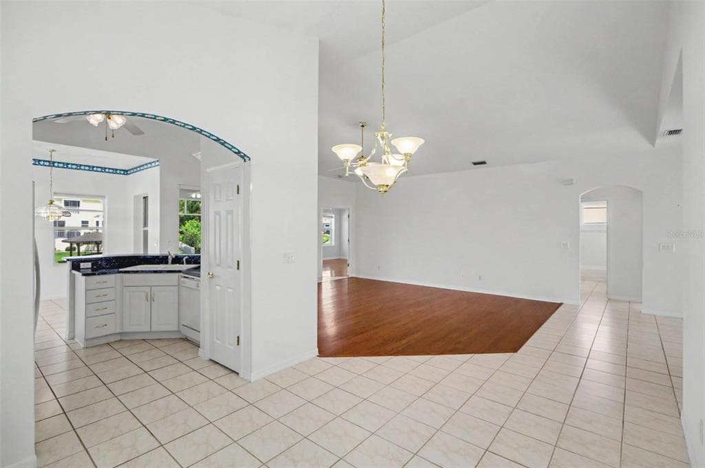 40 COLUMBIA LANE photo 15