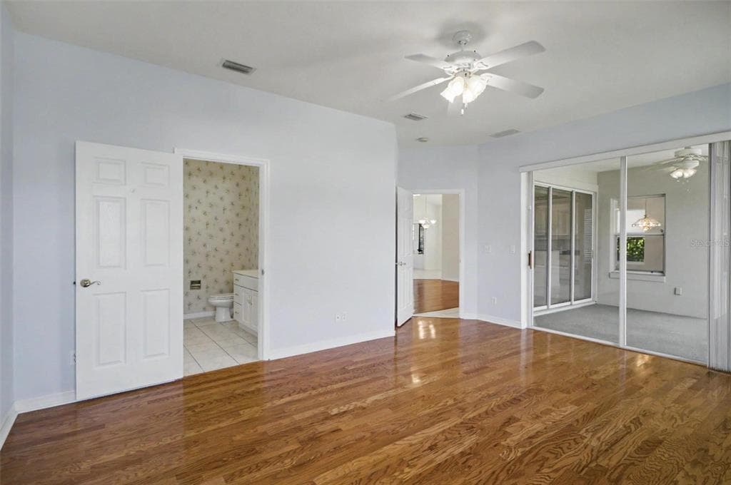40 COLUMBIA LANE photo 19