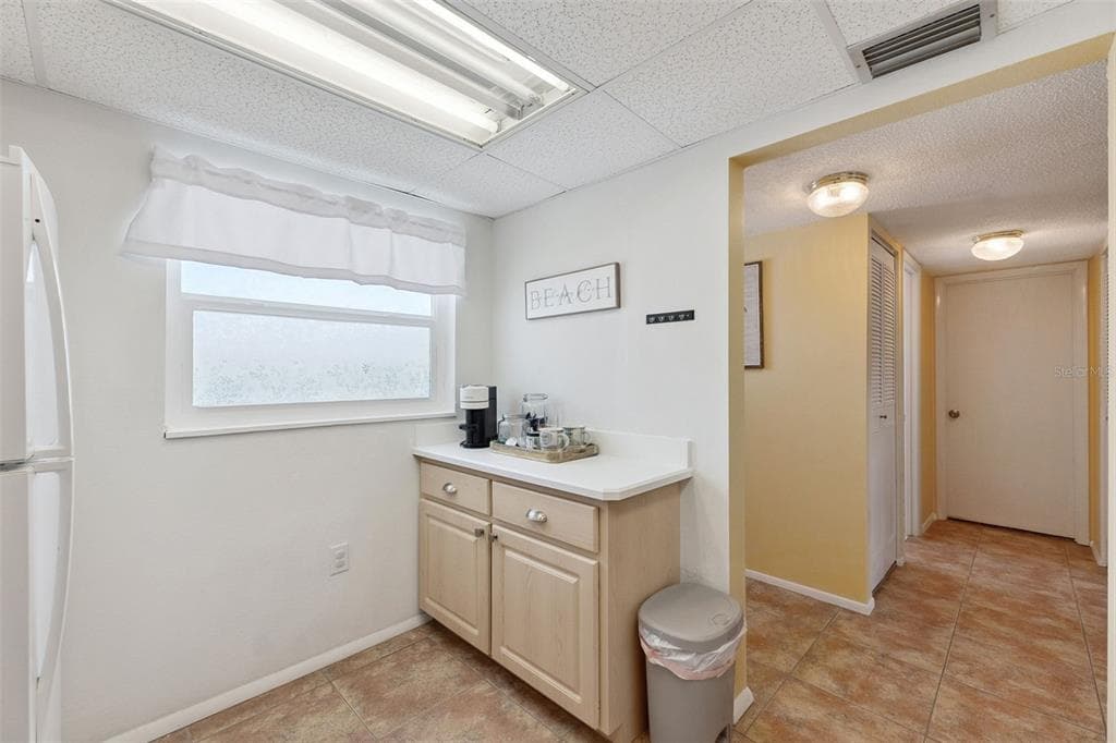 315 N CAUSEWAY B302 photo 10